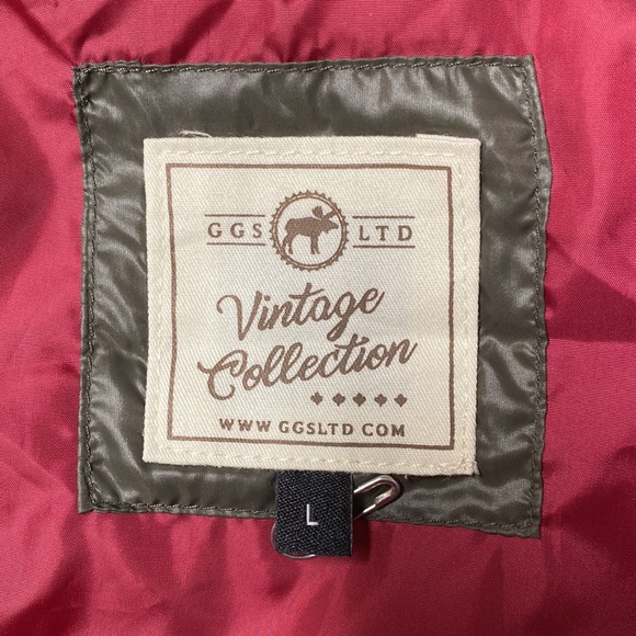 Vintage Collection Varsity Canada Green Puffer Vest With Hood - Picture 5 of 10